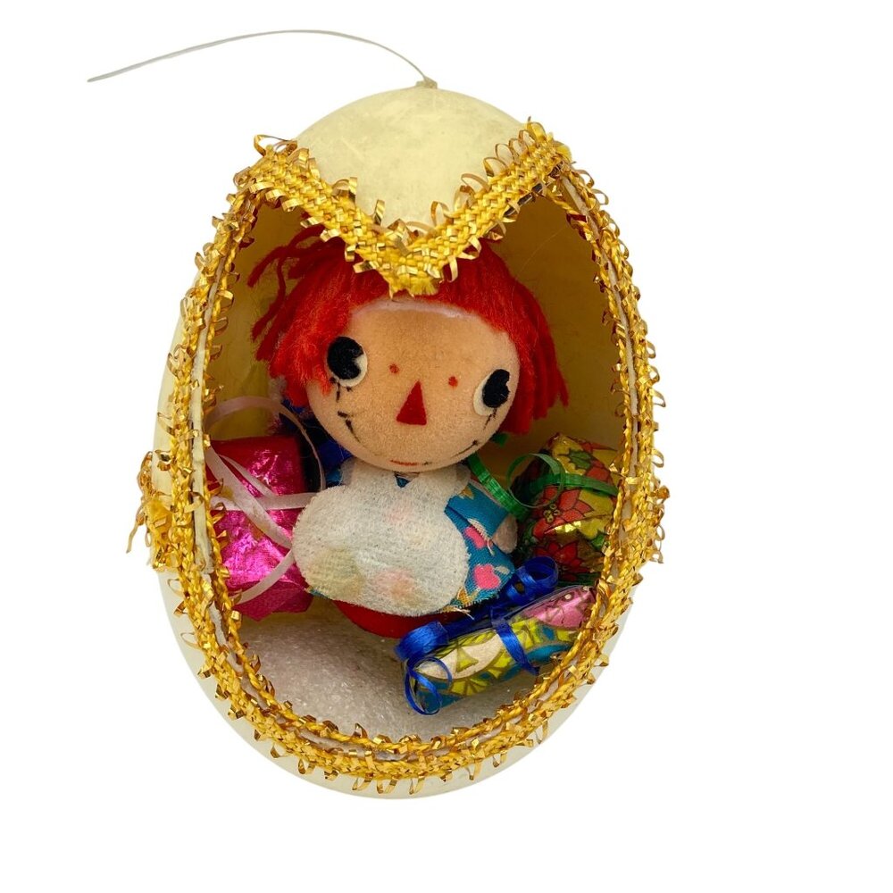 VTG Raggedy Ann Christmas ornament open egg handcrafted‎ 70s